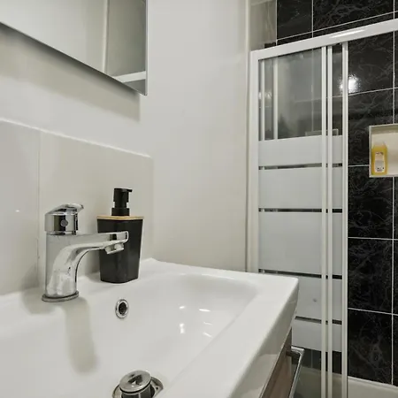 Chic And Smart House With Parking *